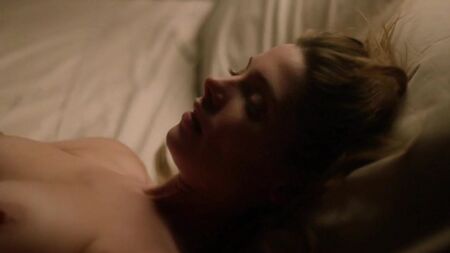 Ashley Greene nua