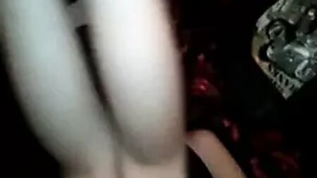 A rapariga branca não aguenta um pau grande e preto