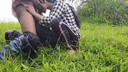 Sexo violento da bhabhi indiana com o marido
