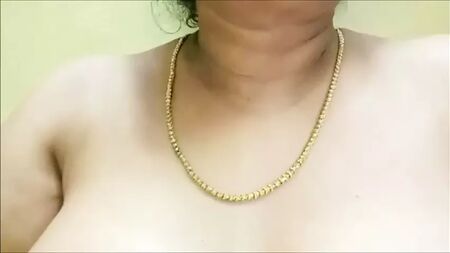 Uma tia tamil sensual a dizer (Vá lá, vamos lá para a rata grande)