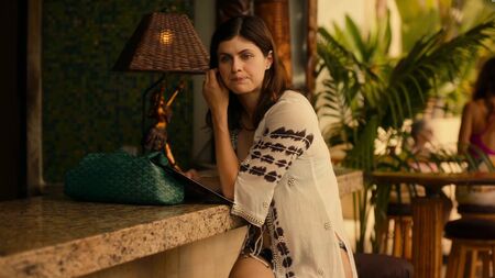 Alexandra Anna Daddario - «The White Lotus», 1.ª temporada, episódio 3