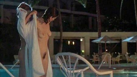 Cena de nudez com Stephanie Niznik e Dana Delany - ScandalPlanetCom