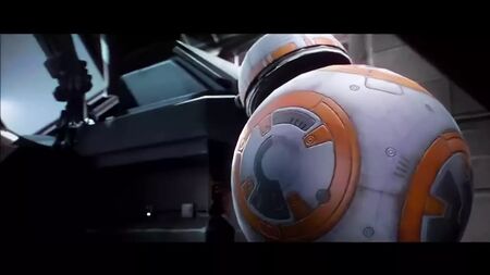Rey a ser fodida por uma máquina sexual