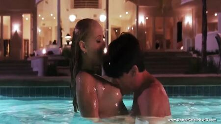 Cenas de nudez de Elizabeth Berkley - Showgirls - HD