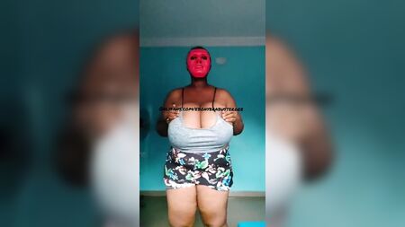 Ebony, és uma fanfarrão