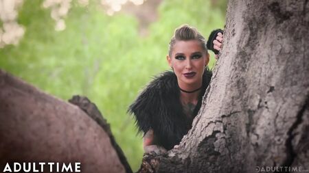 ADULT TIME: Hipnotizados por Chanel Santini e Kleio Valentien