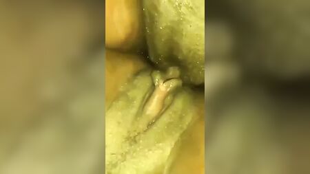Lésbicas com clitóris grandes