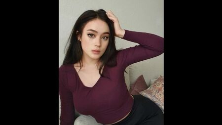 Jade Anh se masturba