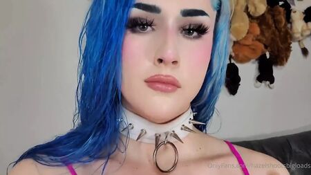 Hazel Lush a ejacular em grandes quantidades