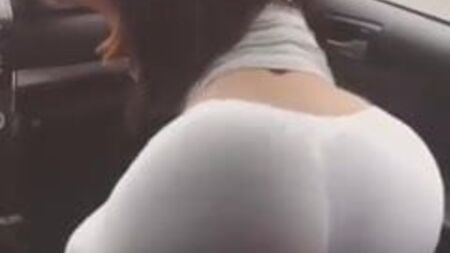 Kathy Ferreiro - A divertir-se com uma amiga