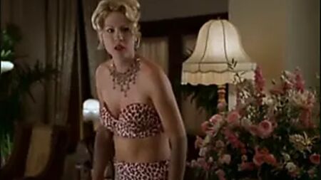 Jenna Elfman - A Tribo dos Krippendorf