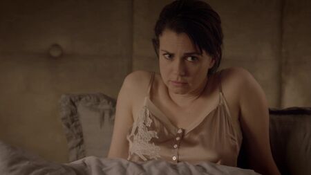 Mia Kirshner - «A Armadilha da Maternidade de Substituição» 02