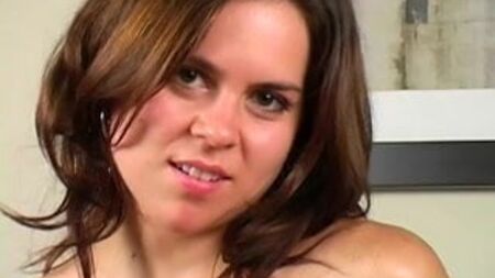 Emily - A tua instrutora de masturbação de hoje - JOI