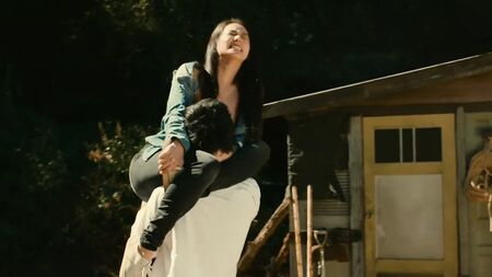 Mulher Molhada ao Vento (2016)