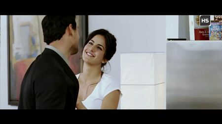 Katrina Kaif – Cenas de beijos sensuais em 1080p