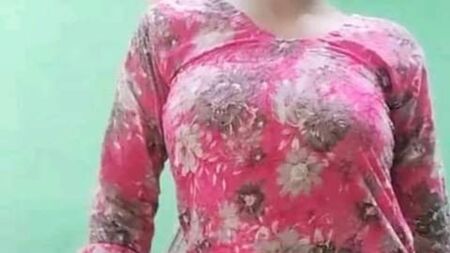 Ver a rata da rapariga esta manhã fez-me vir, e depois diverti-me
