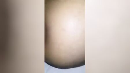 Gay albanês: Ejaculação anal, sexo sem preservativo