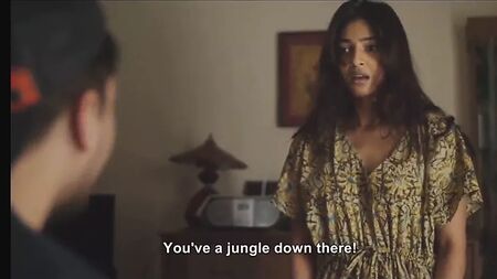 A atriz Radhika Apte está a mostrar a sua vagina