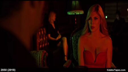 Vídeo de sexo com Stefanie Bloom e Stormi Maya nuas e com seios grandes