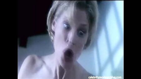 O Orgasmo da Amy 2001 – Julie Bowen