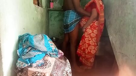 Casal tamil faz sexo de verdade em casa