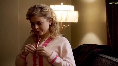 Rose McIver mostra os seios nus na série «Masters of Sex»
