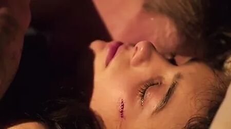 Boneca sexual - Hafsia Herzi (2016)