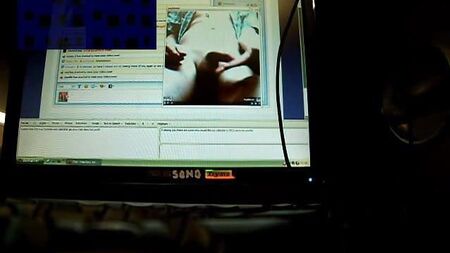Sala de chat com webcam ao vivo: dedos no sexo