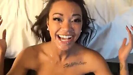 O Harley Dean tem dificuldades com o meu pau grande