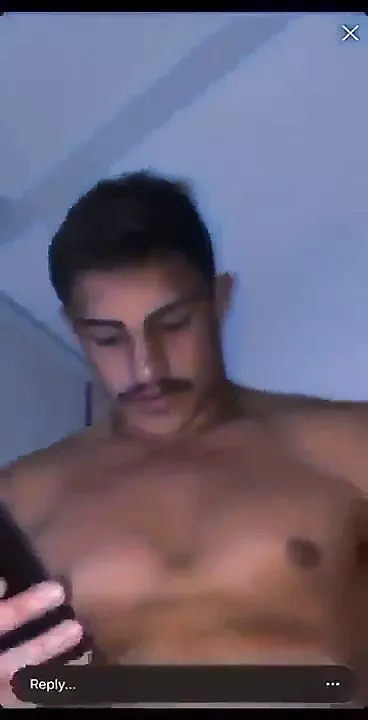 O vídeo sexual do centro dos Broncos, Kotoni Staggs