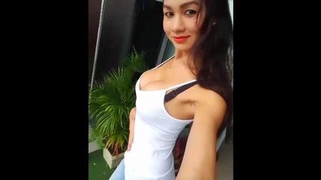Ladyboy gira