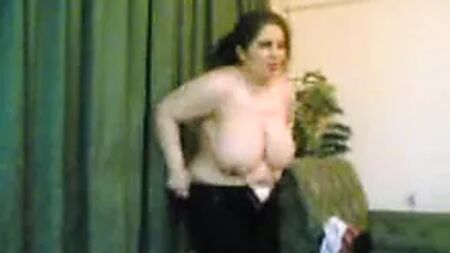 Karima, uma mulher árabe de curvas generosas