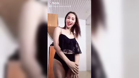 TikTok sem roupa