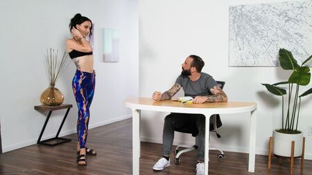 Não jure, chefe! E você quer que eu faça uma massagem para você!