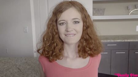 Abby Rains (Atrás de portas fechadas) [2019, Todo o sexo, Rata peluda, Ruiva, Petite, Boquete, Creampie, Punheta, POV, HD 1080p]
