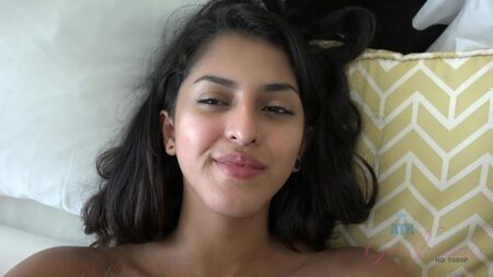 [ATKGirlfriends] Sophia Leone - Virtual Vacation Sarasota 1_2 [POV,Boquete,Mão na massa,Mão nos pés,Todo o sexo,Creampie,Novo Porno 2016,HD]