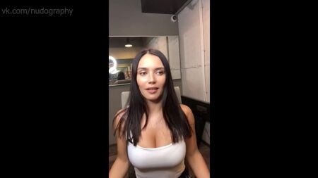 Olga Seriabkina - Transmissão em direto no Instagram (setembro de 2018) Nua? Sexy!!!