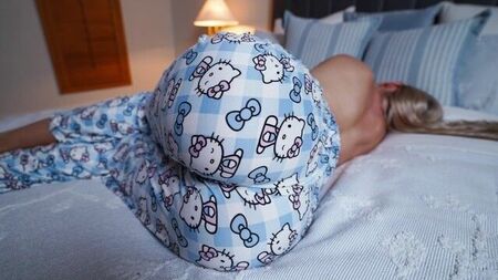 Pijama fica demais nessa bunda
