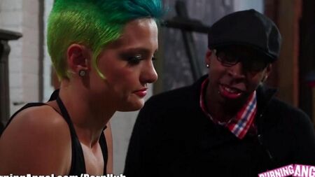 Anal com emo loira