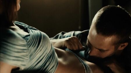 Vera Farmiga nua - Running Scared (2006) HD 1080p