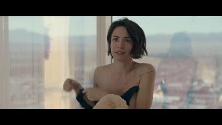 Andrea Delogu Nua - Divórcio em Las Vegas (2020) HD 1080p Ver Online / Andrea Delogu - Divórcio em Las Vegas