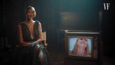 Laura Dern fala sobre os seus maiores momentos de pânico _ Surprise Showcase _ Vanity Fair