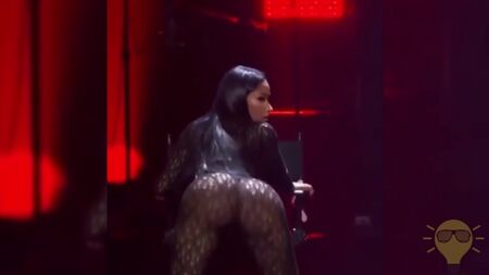 #Nicki Minaj a fazer twerk no Tidal – TODOS OS ÂNGULOS #2016