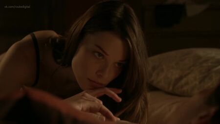 Lauren German nua - Happy Town, 1.ª temporada, episódios 3 e 4 (2010) HD 1080p - Ver online