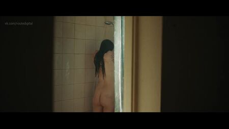 Morfydd Clark, etc. Nude - Saint Maud (2019) HD 1080p Ver Online / Morfydd Clark - A Salvadora