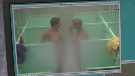 Jennifer Walcott, Tara Killian, Angela Little, Arielle Kebbel nuas - American Pie Presents: Band Camp (EUA, 2005) [HD 1080p, sem classificação etária]