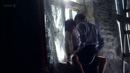 Jenna-Louise Coleman Nua - Room At The Top (2012) 1.ª temporada, 1.º episódio - Ver online