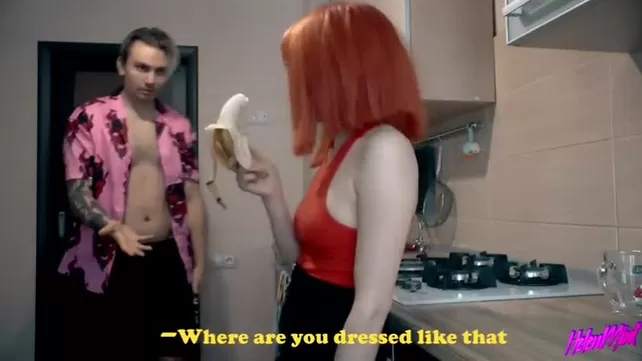 Paypoq kiyimlarini almashtirayotgan erkaklarning porno suratlari