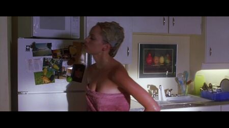 Marley Shelton Sensual - Valentine (2001)