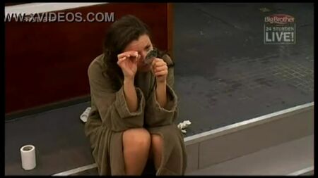 Bettie Ballhaus nua no Big Brother